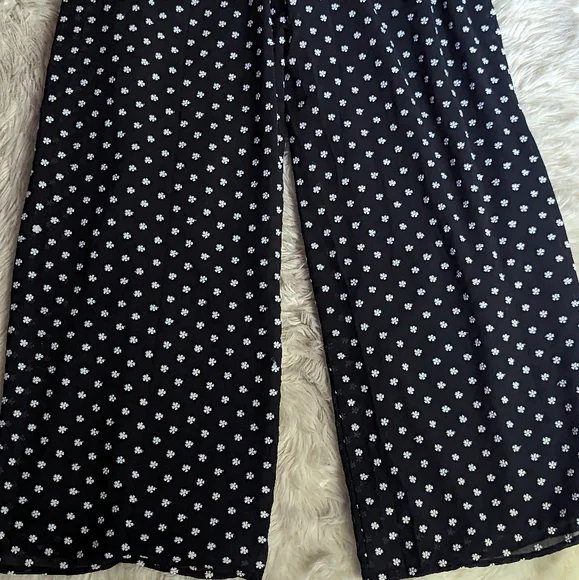 EUC Lulus Show Them Up Black Floral Embroidered Peplum Wide Leg Jumpsuit - Picture 14 of 15